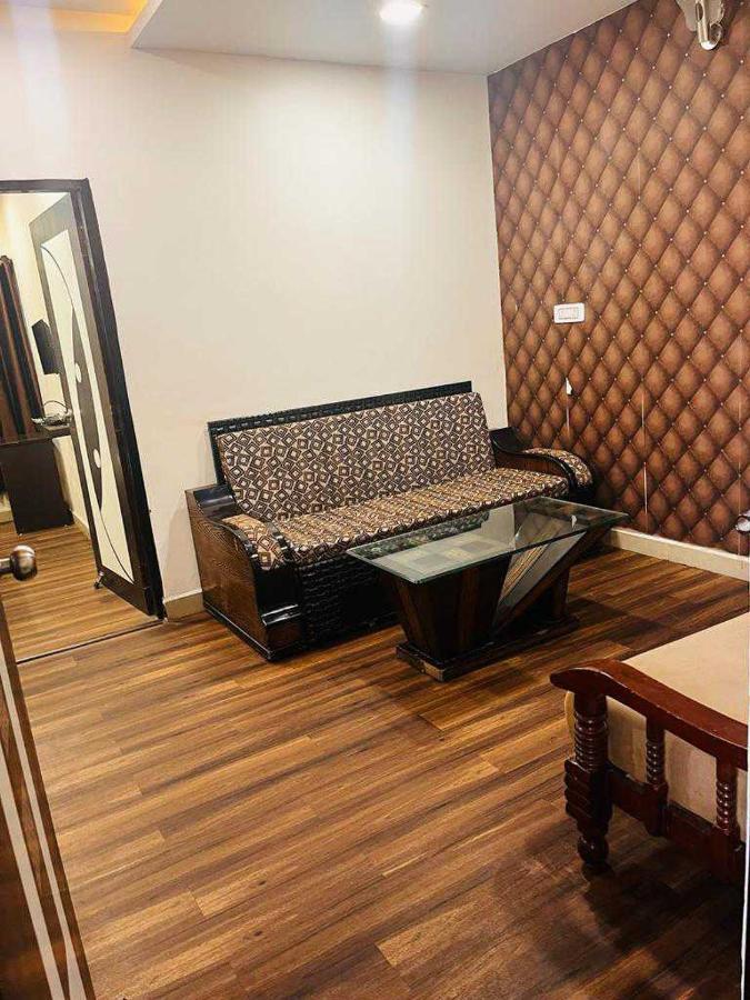 בהופאל Oyo Hotel Happy Homes מראה חיצוני תמונה